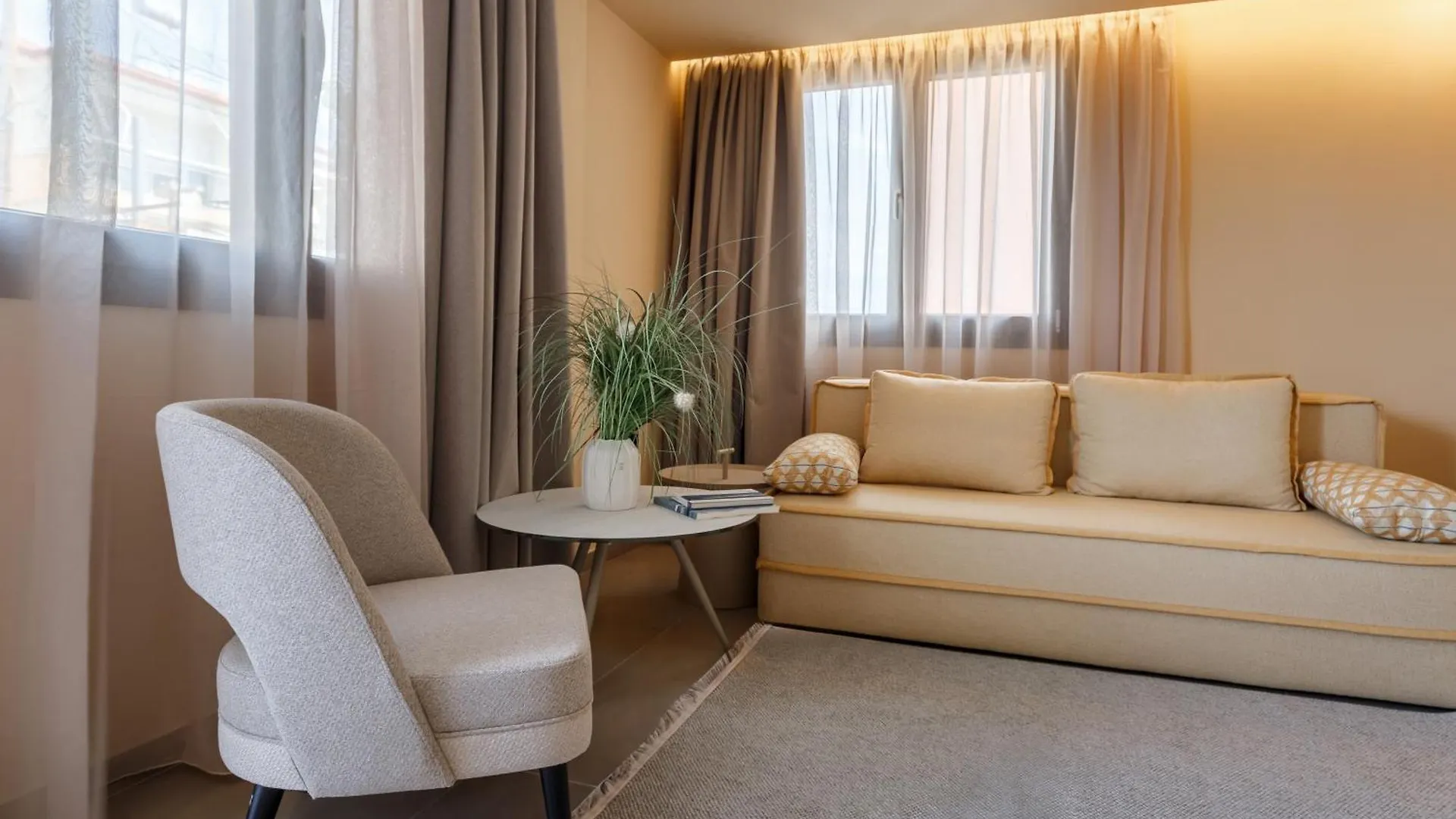 Dimi Residence Nea Moudania 0*,